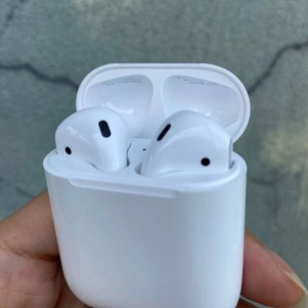 Apple AirPods 2 Gens